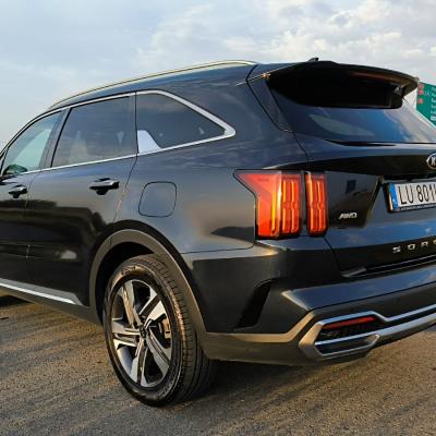 Kia Sorento PLUG IN 4WD 7os Full OPCJA 4x4 Gwarancja 1 własciciel