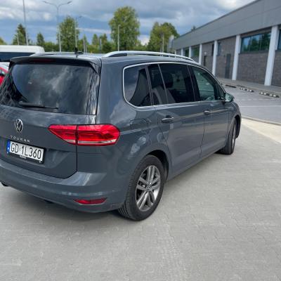 Cesja leasingu – VW Touran 1.5 TSI EVO Highline DSG | Full opcja | 7-osobowy