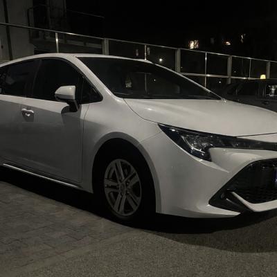 Odstąpię leasing operacyjny na samochód Toyota Corolla, rok 2021