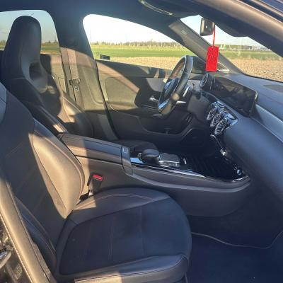 Mercedes-Benz CLA 200 AMG Line