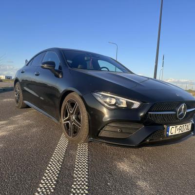 Mercedes-Benz CLA 200 AMG Line