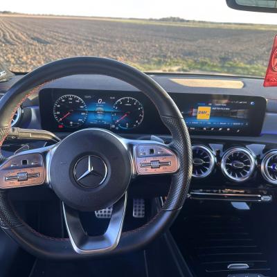 Mercedes-Benz CLA 200 AMG Line