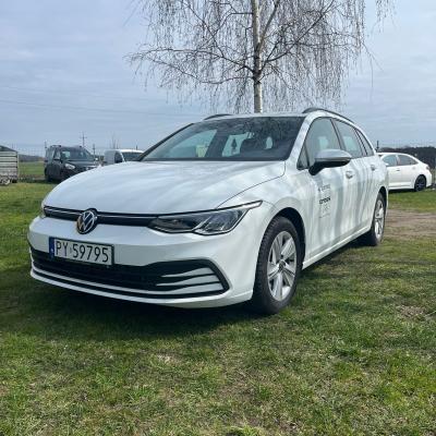 Volkswagen Golf 8 Variant 2.0 TDI 150 KM 2024 – CESJA LEASINGU – 5 RAT – ODSTĘPNE