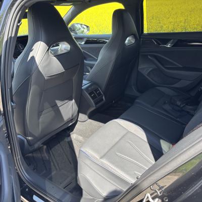 Volkswagen Passat B9 R-Line Plus 2.0 TSI 4MOTION 265 KM DSG CESJA BEZ ODSTĘPNEGO