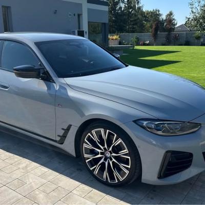 BMW M440i