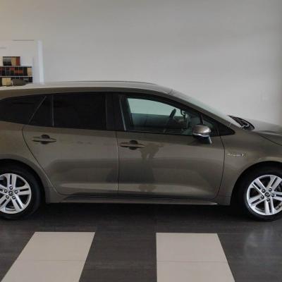 Toyota Corolla1.8 Hybrid Automat