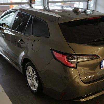 Toyota Corolla1.8 Hybrid Automat