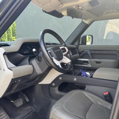 Land Rover Defender 3.0 P400