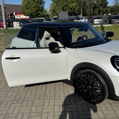 Odstąpie leasing 22 700 MINI Cooper C Linia Favoured