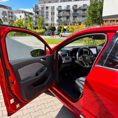 Renault Clio Techno 1.0 TCe 90 KM | Cesja leasingu | 7 300 km | Poznań