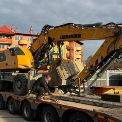 Liebherr A918 Compact Litronic