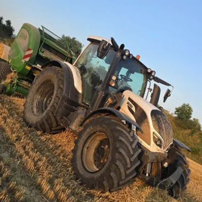Valtra N134 Versu