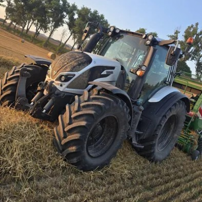 Valtra N134 Versu